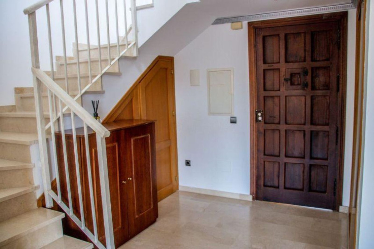 3 Bedroom Apartment for Sale in Costalita — view 10