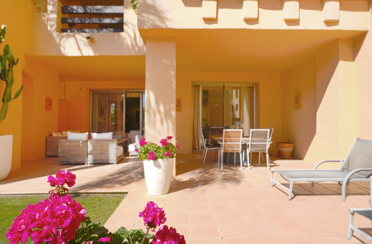 3 Bedroom Apartment for Sale in Marbella — view 16