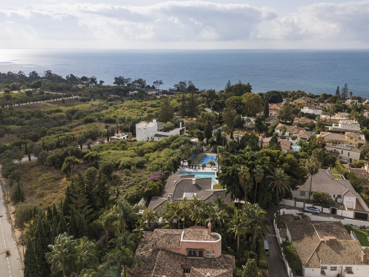 5 Bedroom Villa for Sale in Marbella — 8