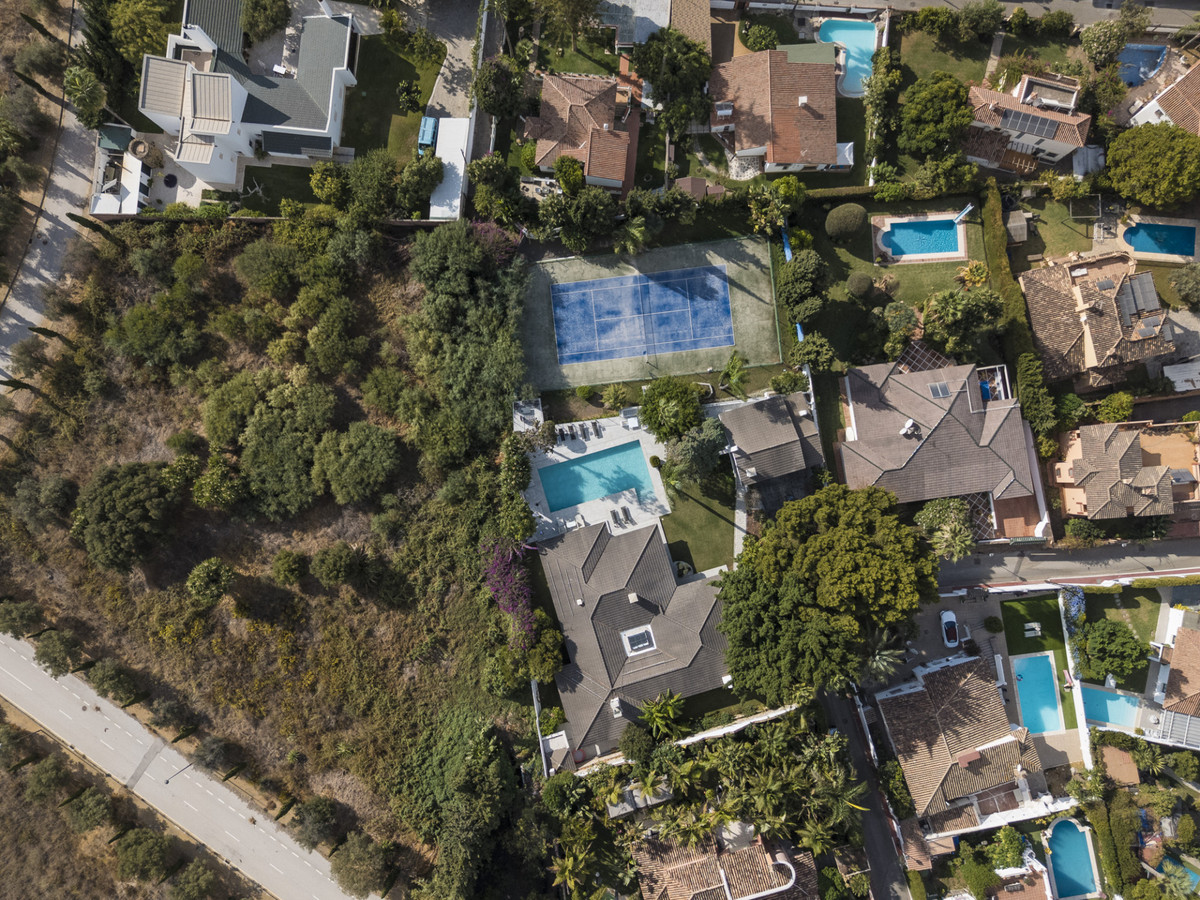 5 Bedroom Villa for Sale in Marbella — 9