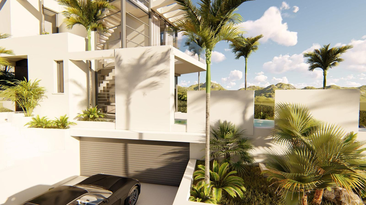 4 Bedroom Villa for Sale in Nueva Andalucía — 4