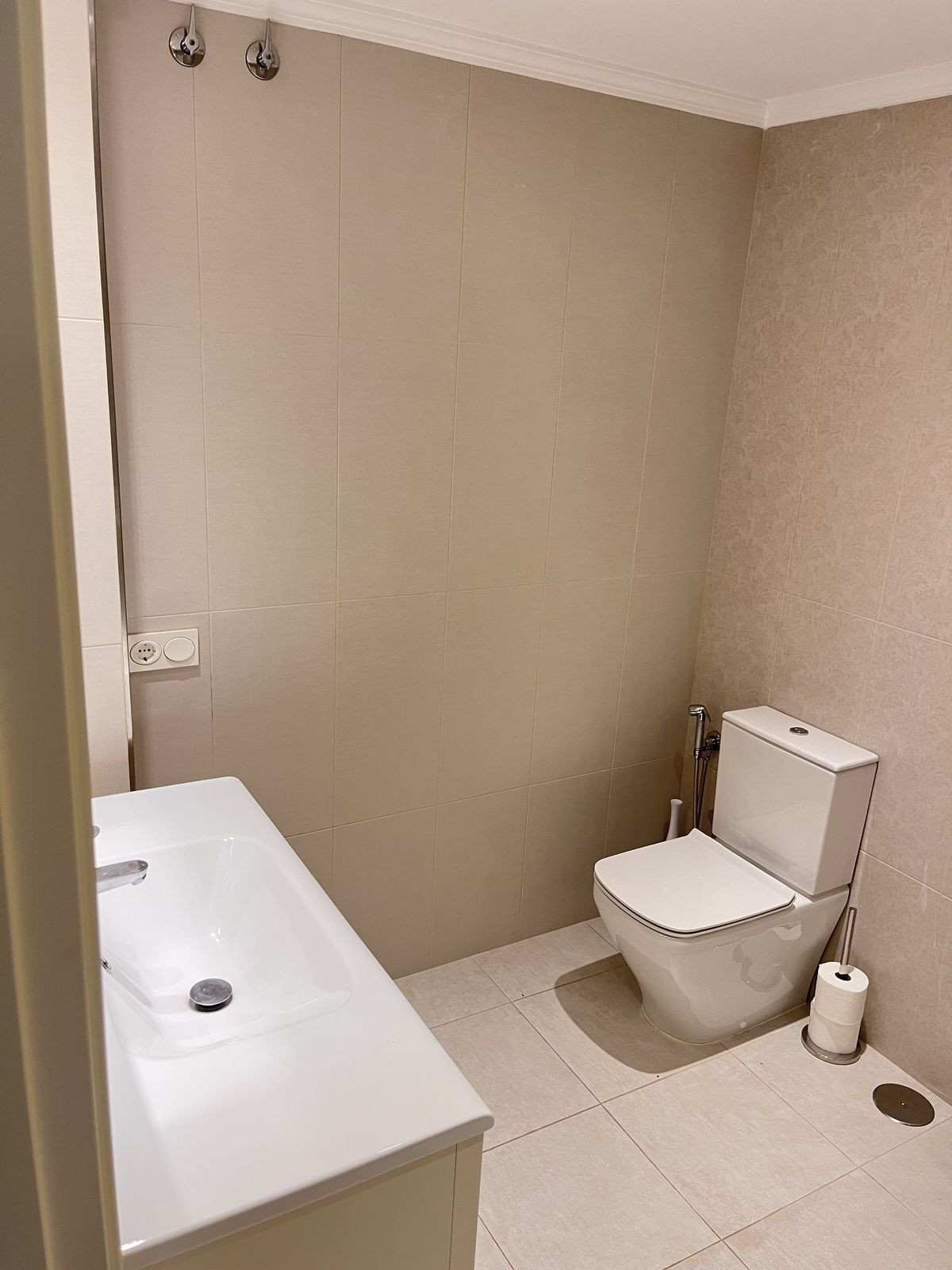 2 Bedroom Apartment for Sale in Puerto Banús — view 18
