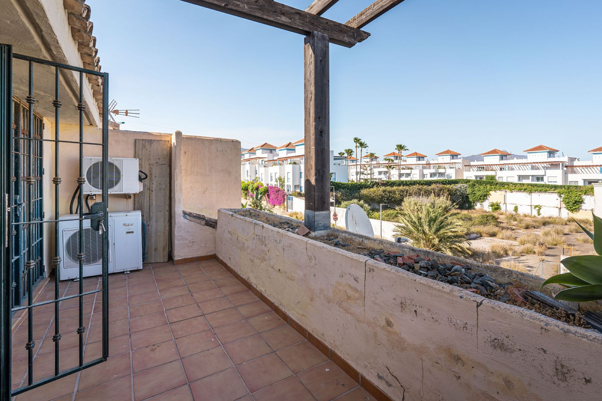 3 Bedroom Villa for Sale in Cancelada — view 19