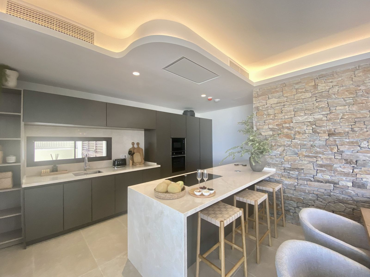 5 Bedroom Villa for Sale in Benahavís — view 19