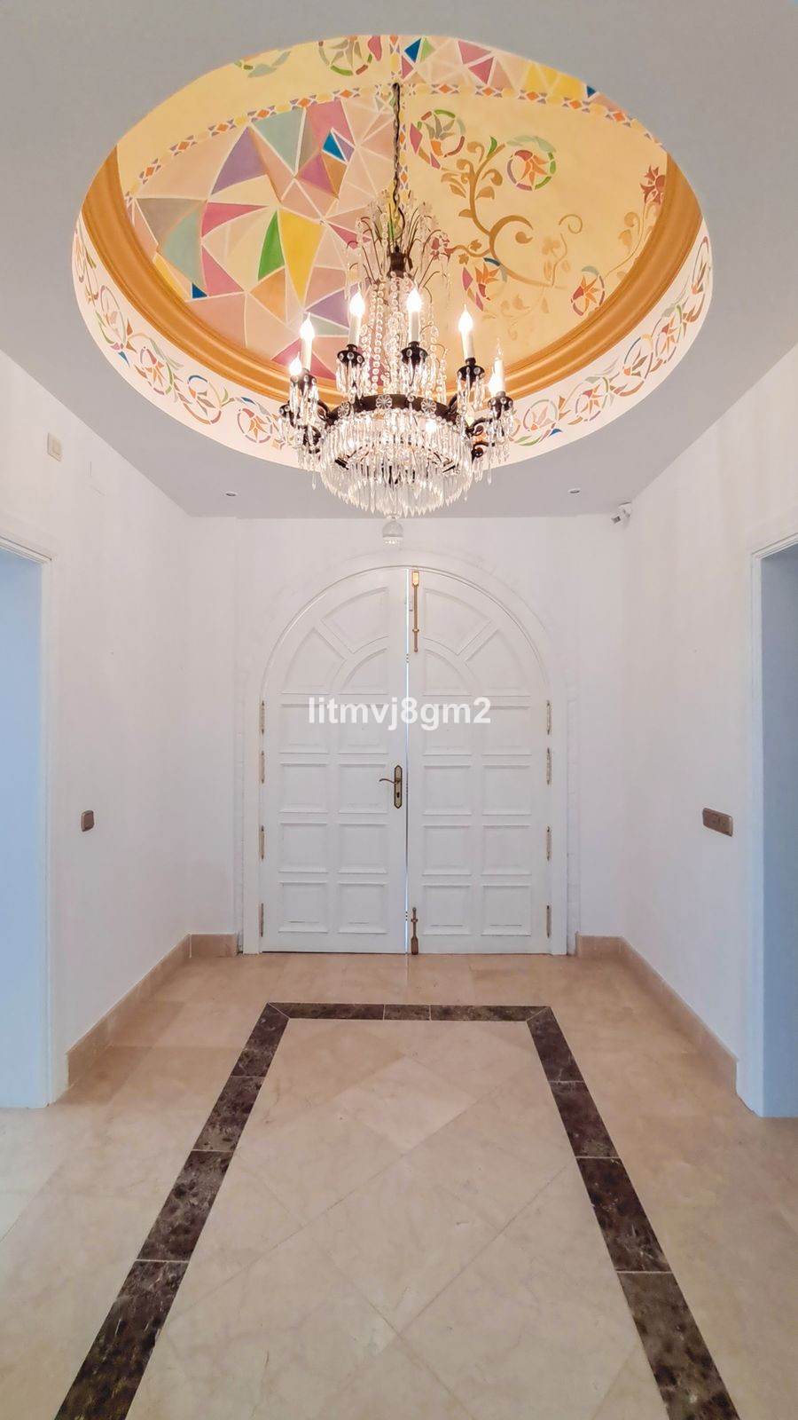 5 Bedroom Villa for Sale in Benahavís — 8
