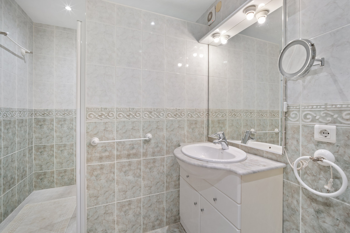 4 Bedroom Villa for Sale in Guadalmina Alta — view 20