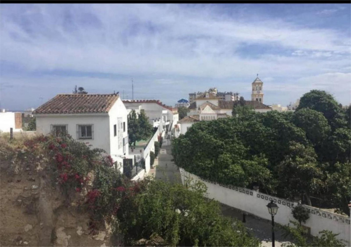 2 Bedroom Apartment for Sale in Marbella — 5