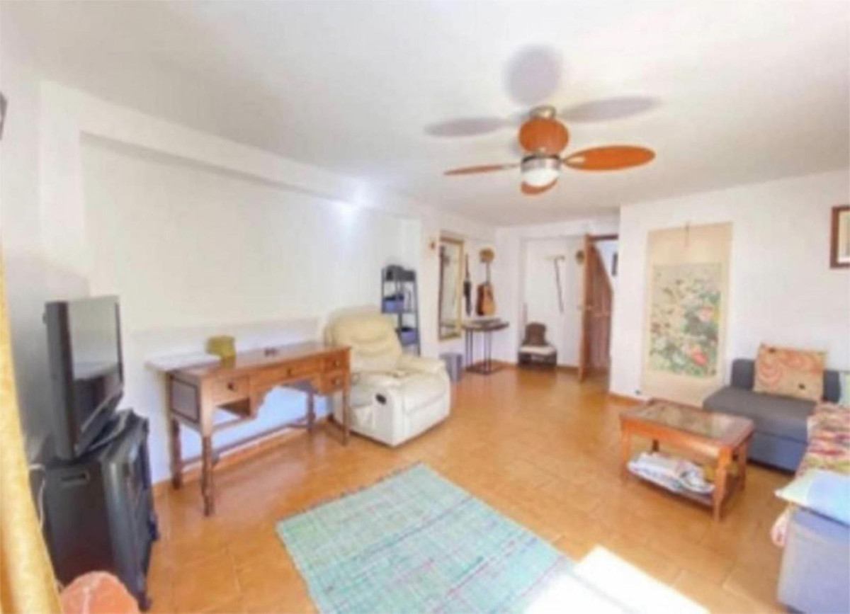 2 Bedroom Apartment for Sale in Marbella — 6