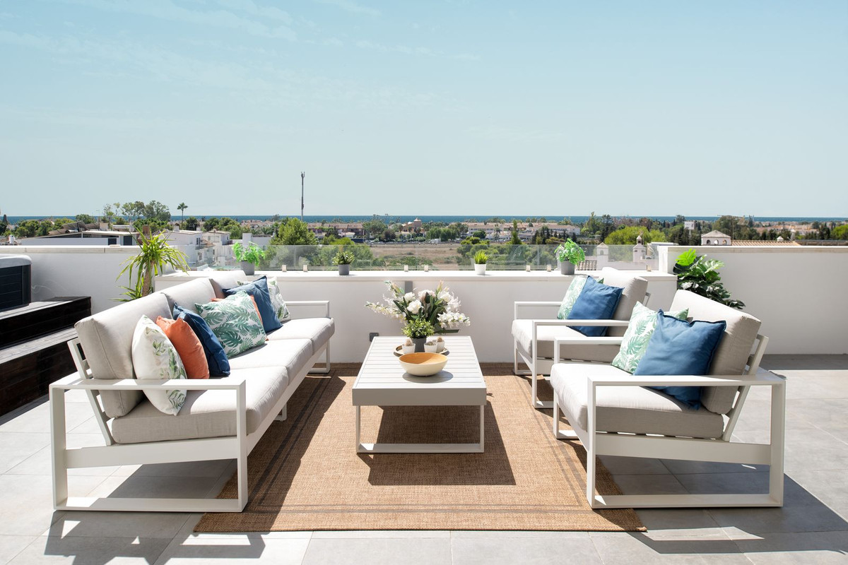 3 Bedroom Apartment for Sale in Puerto Banús