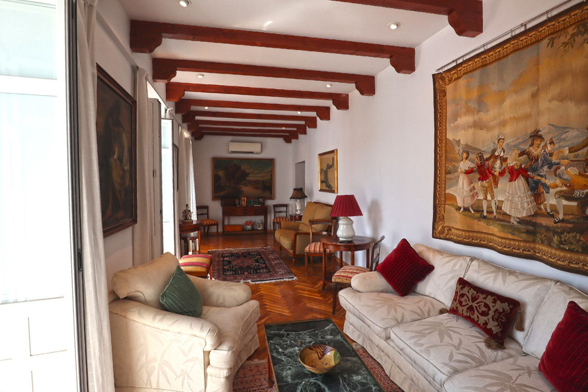 2 Bedroom Apartment for Sale in Marbella — 3