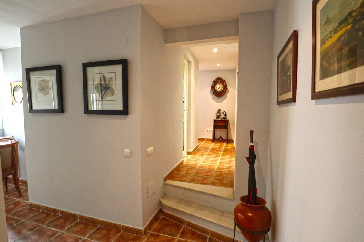 2 Bedroom Apartment for Sale in Marbella — 6