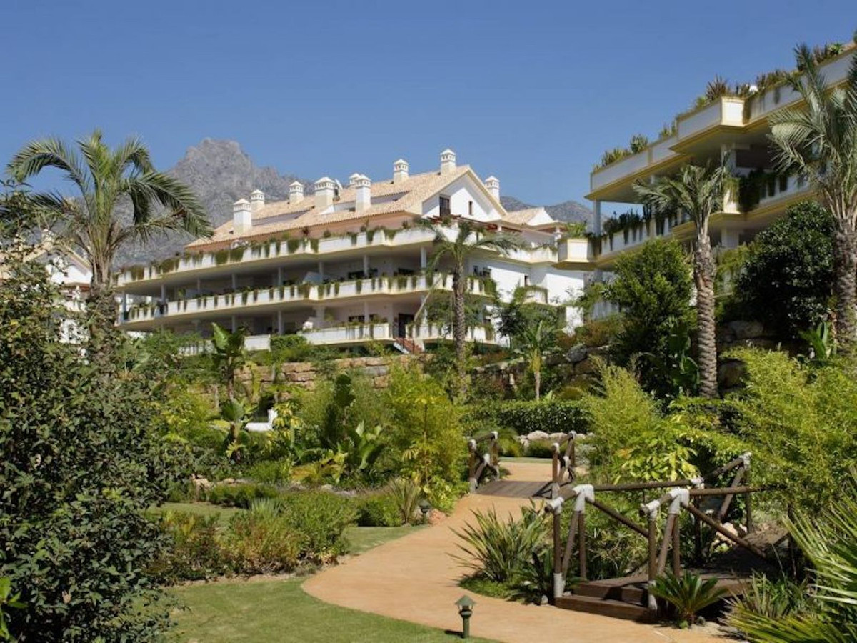 4 Bedroom Apartment for Sale in The Golden Mile — 2