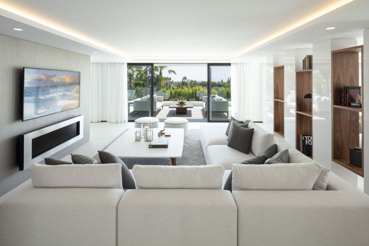 6 Bedroom Plot for Sale in New Golden Mile — 3