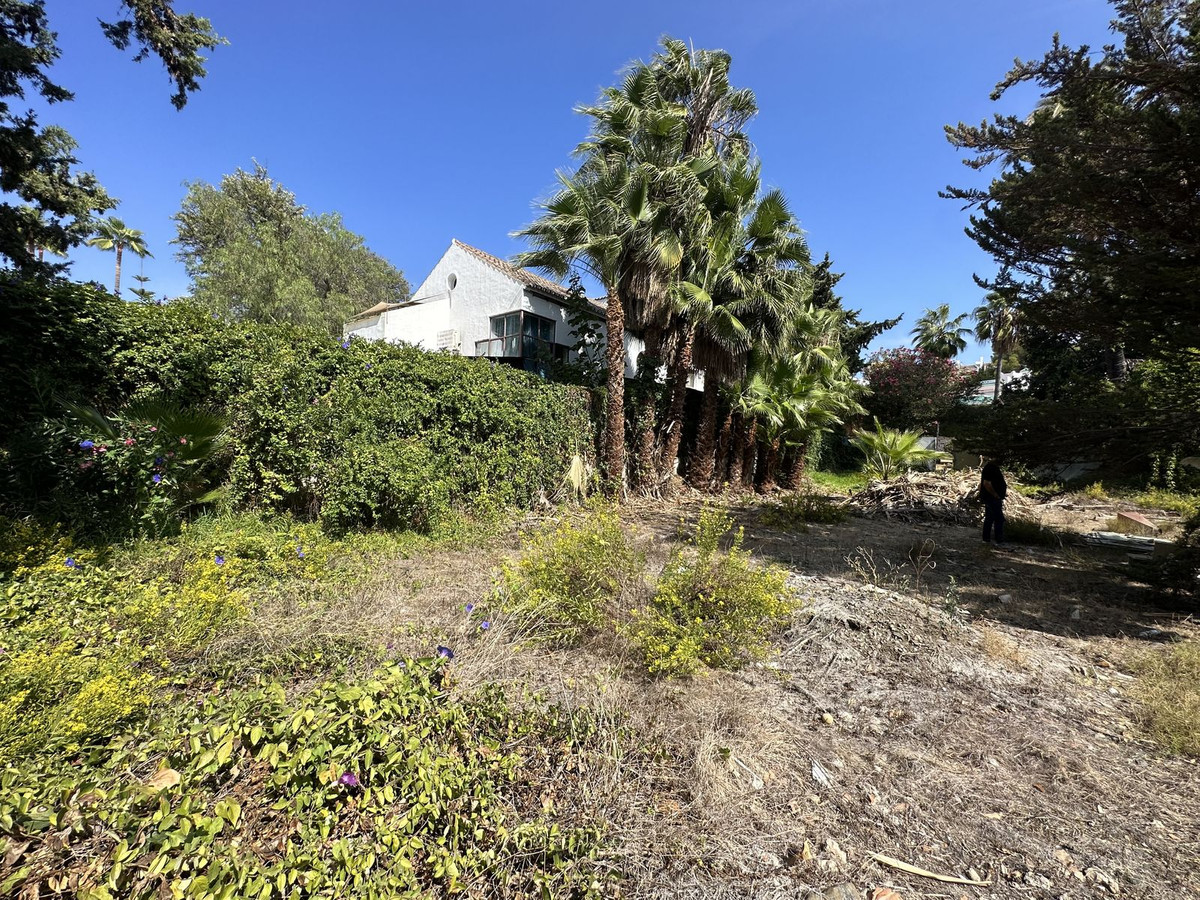 Plot for Sale in Nueva Andalucía — 5
