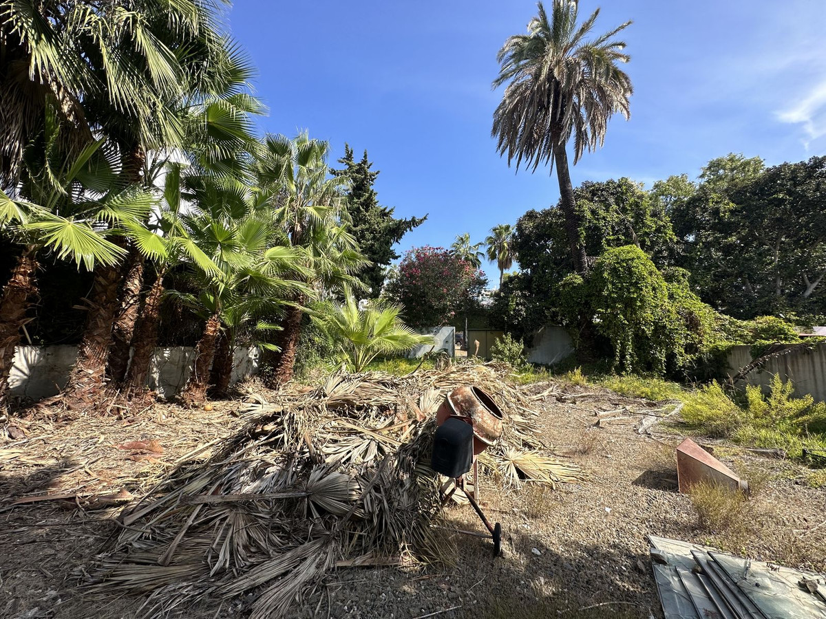 Plot for Sale in Nueva Andalucía — 7