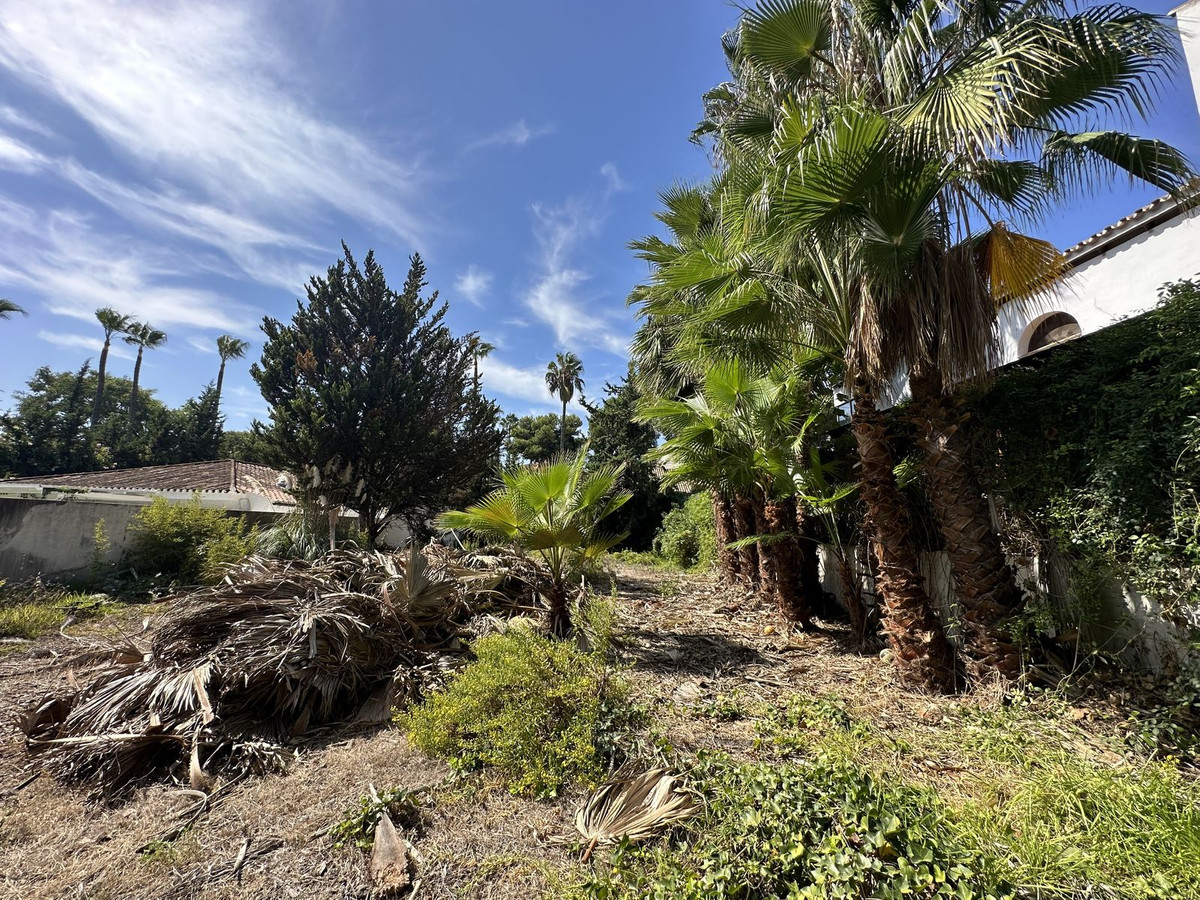 Plot for Sale in Nueva Andalucía — 8