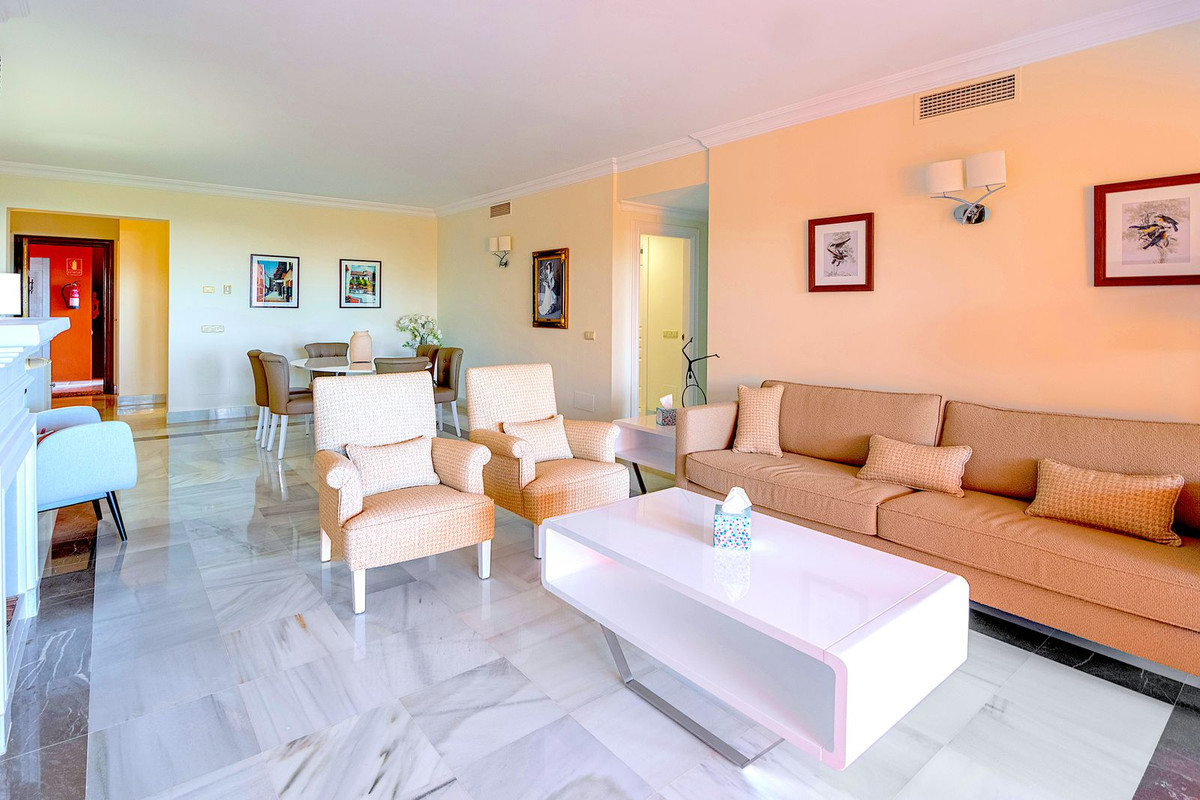 3 Bedroom Apartment for Sale in La Quinta — 8
