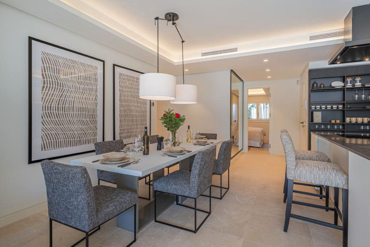 3 Bedroom Apartment for Sale in The Golden Mile — 4