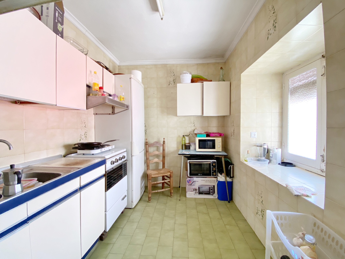4 Bedroom Villa for Sale in Marbella — 5