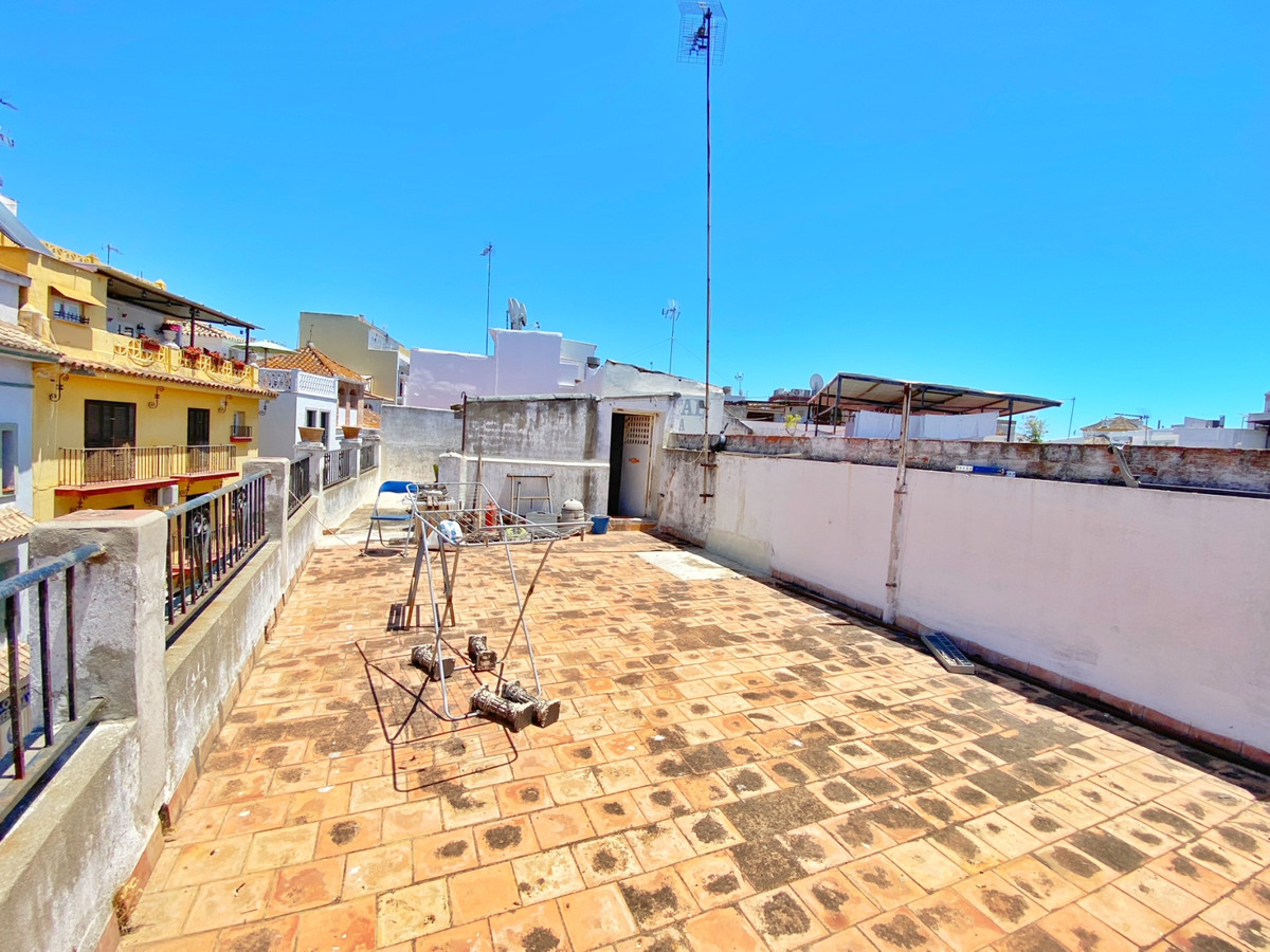 4 Bedroom Villa for Sale in Marbella — 9