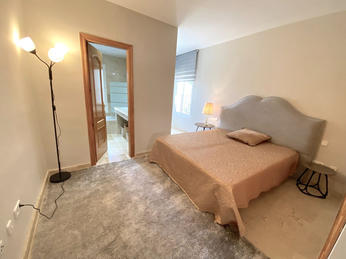 2 Bedroom Apartment for Sale in Aloha — view 16