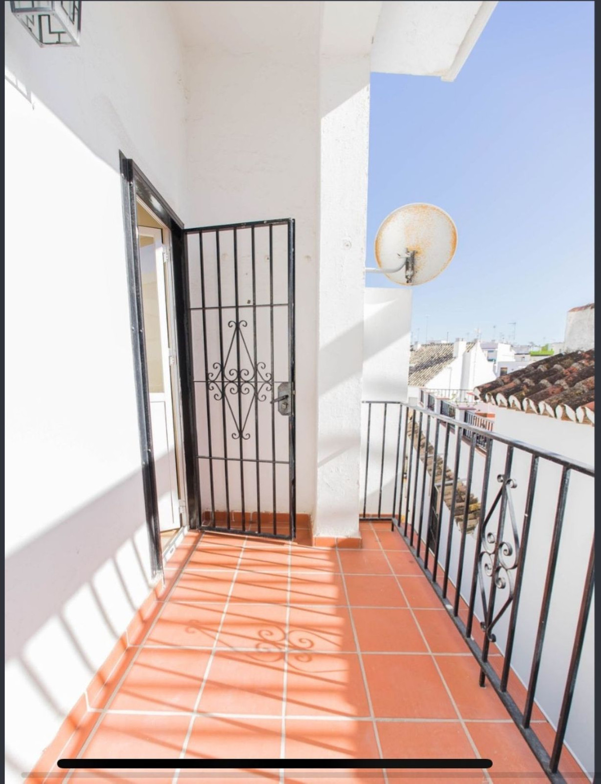 7 Bedroom Villa for Sale in Marbella — 4