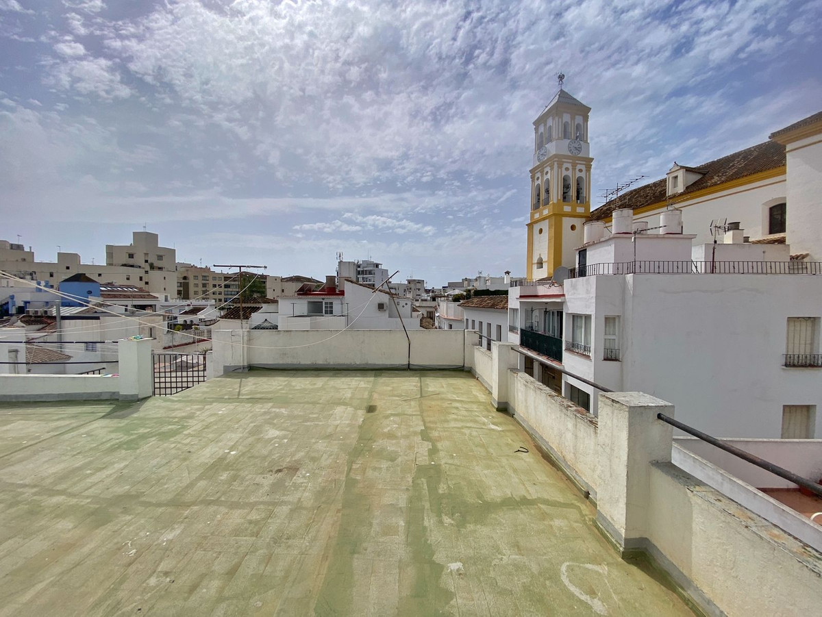 7 Bedroom Villa for Sale in Marbella — 9