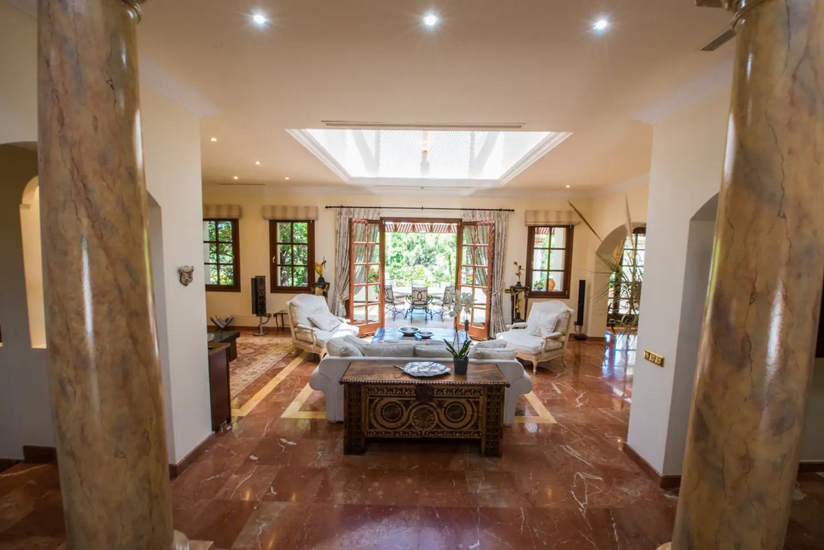 8 Bedroom Villa for Sale in La Zagaleta — 5