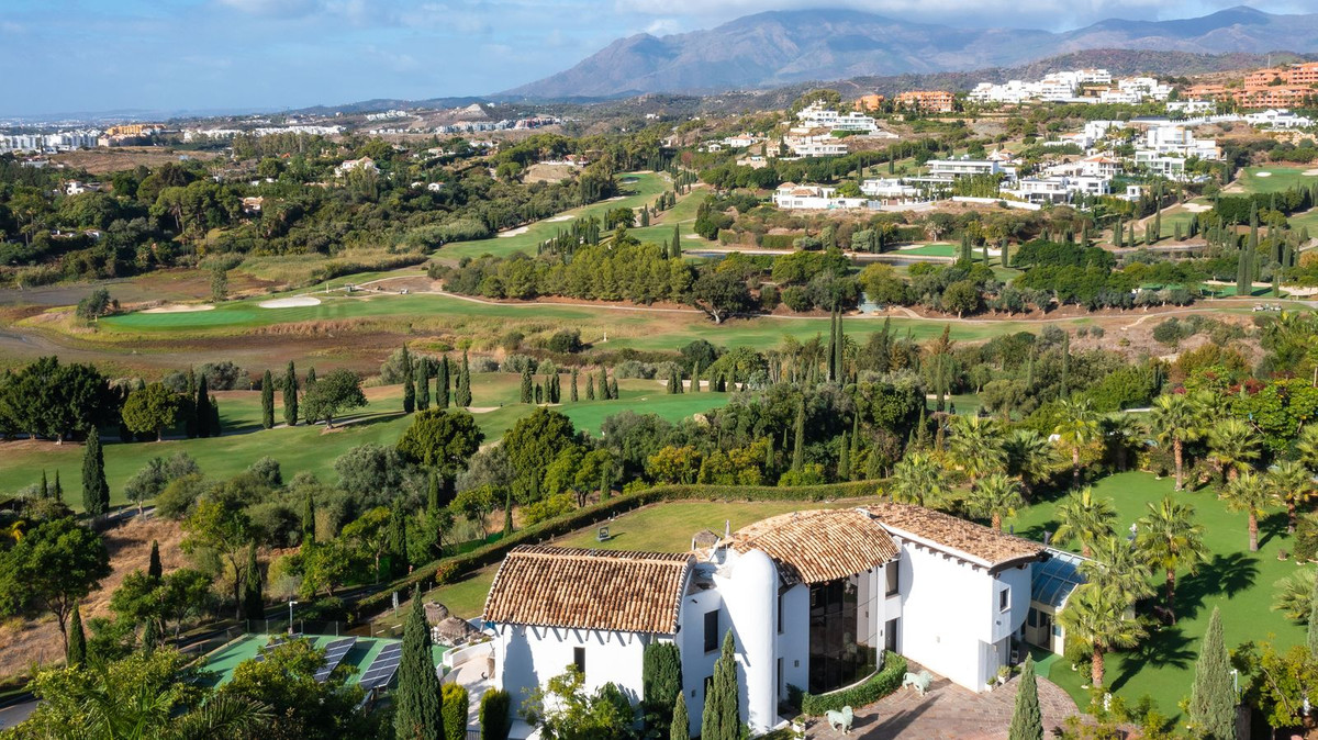 8 Bedroom Villa for Sale in Los Flamingos — view 17