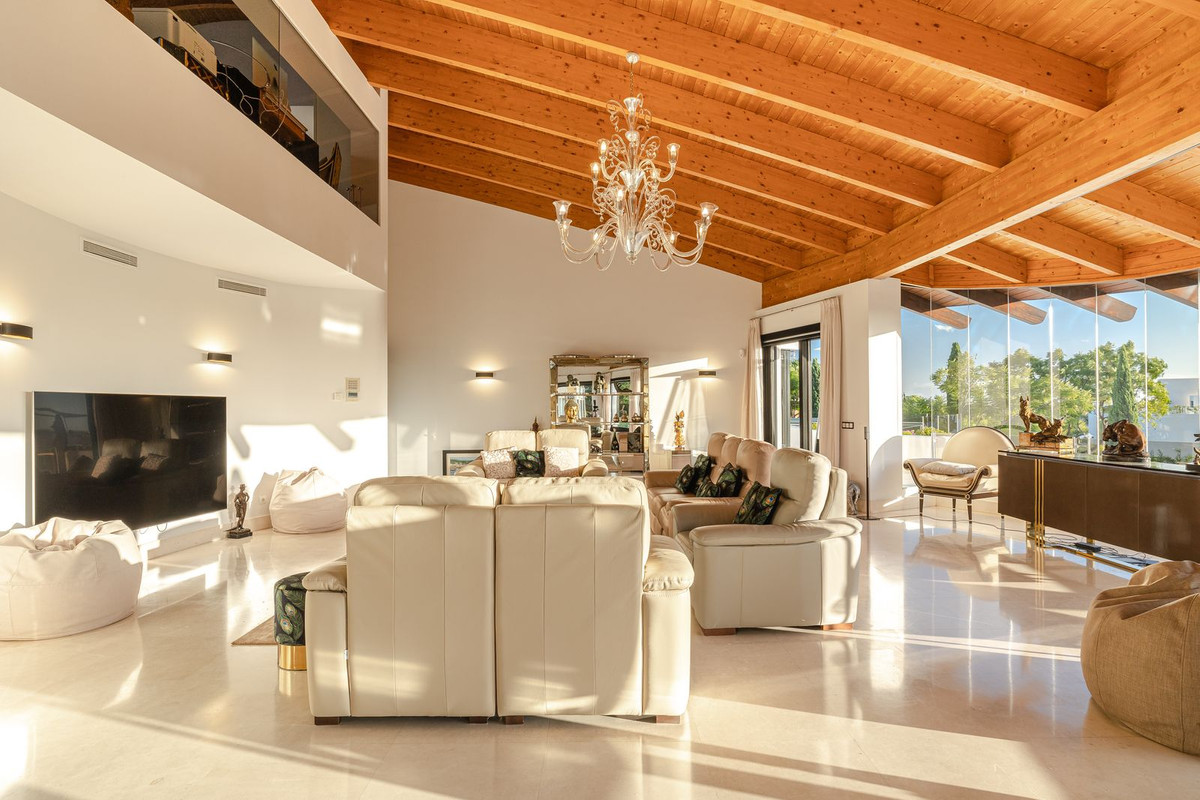 8 Bedroom Villa for Sale in Los Flamingos — 3