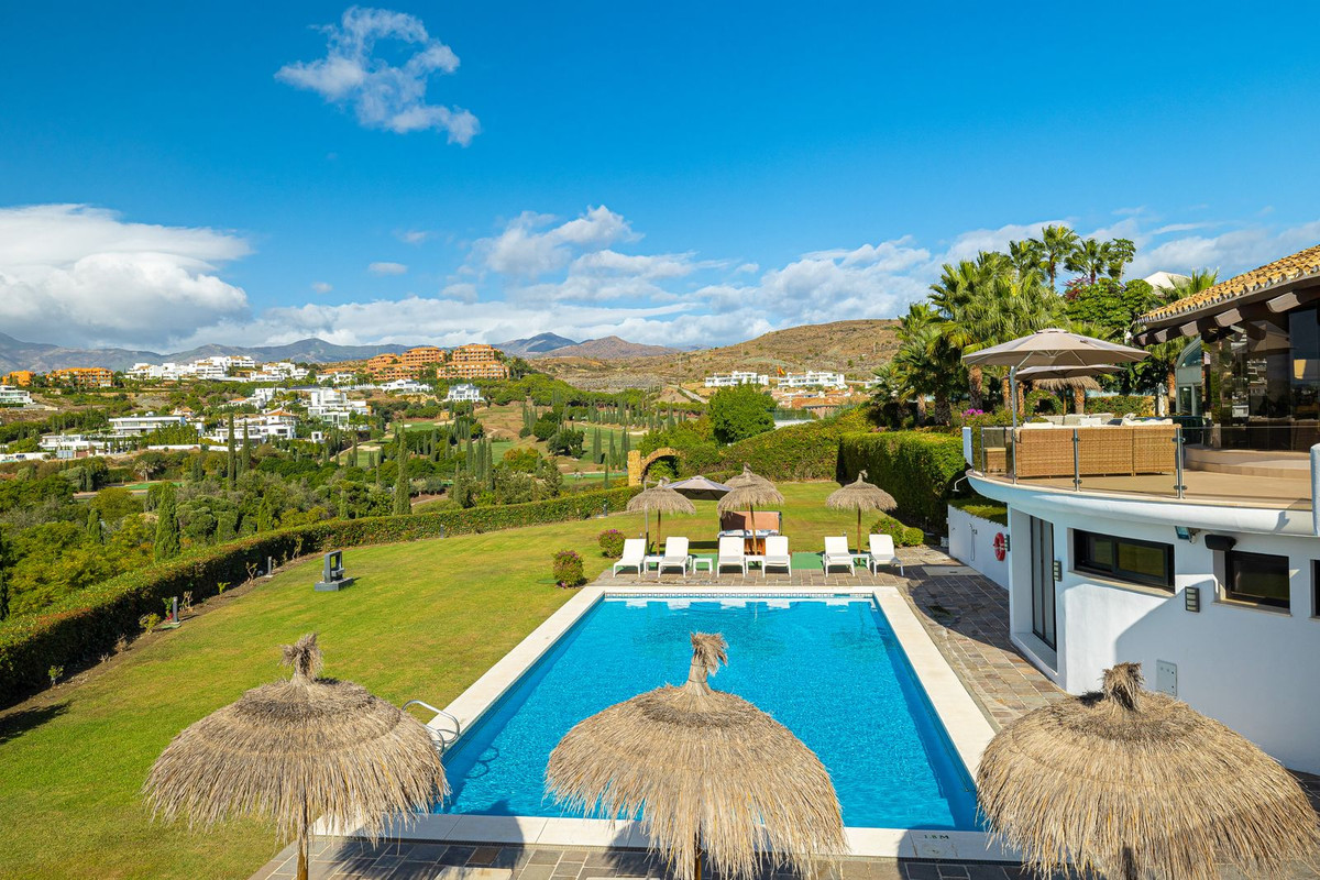 8 Bedroom Villa for Sale in Los Flamingos — 5