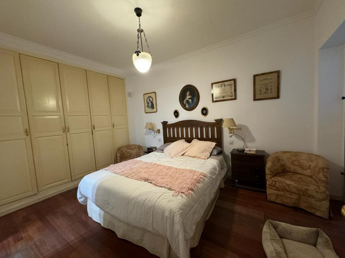 4 Bedroom Villa for Sale in Aloha — view 14