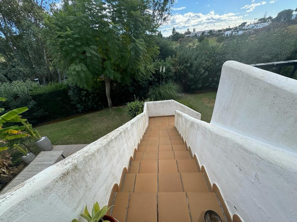 4 Bedroom Villa for Sale in Aloha — view 18