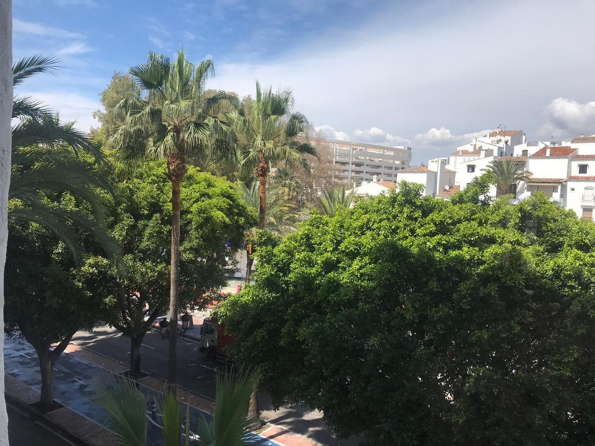 2 Bedroom Apartment for Sale in Puerto Banús