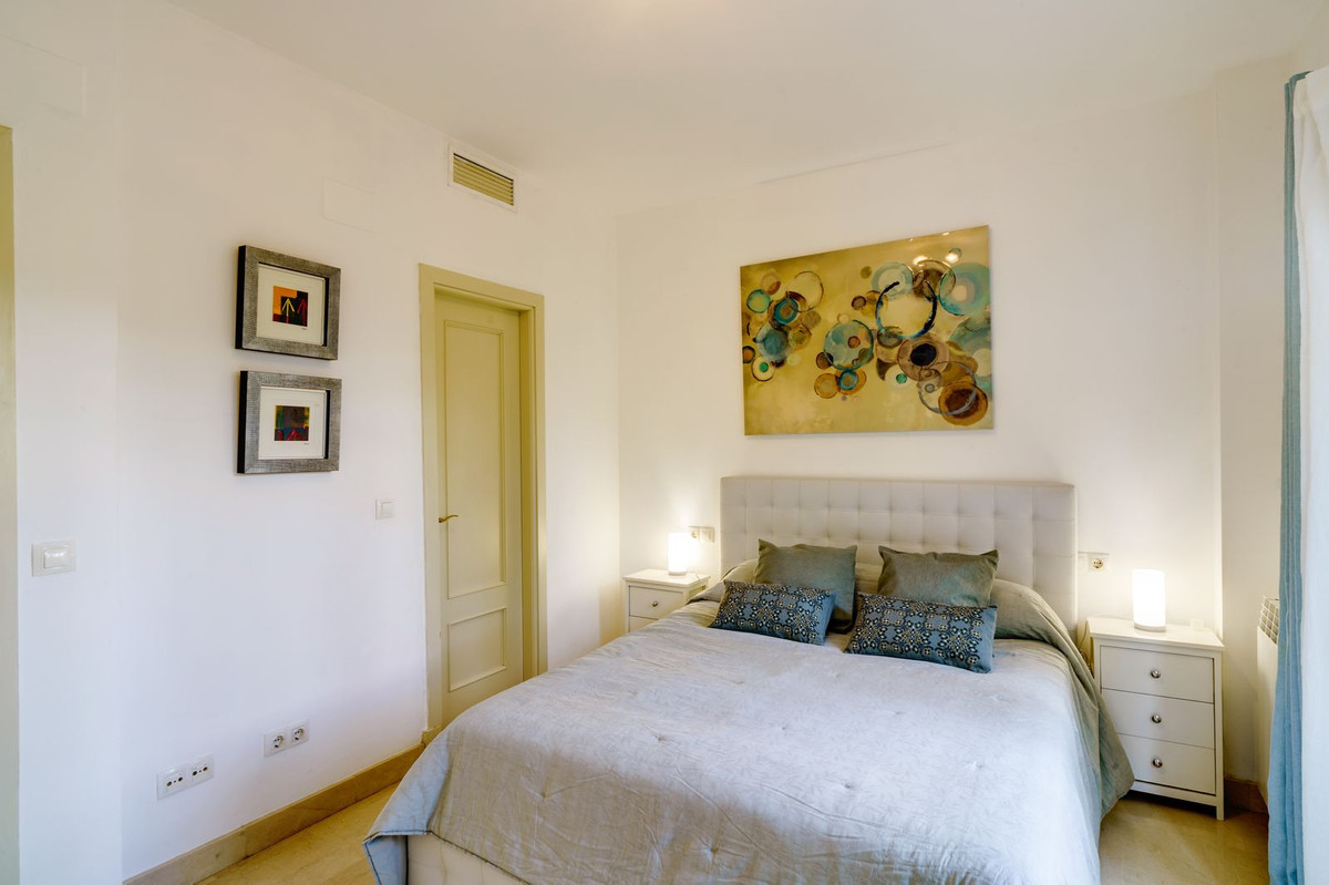 3 Bedroom Apartment for Sale in Marbella — 6