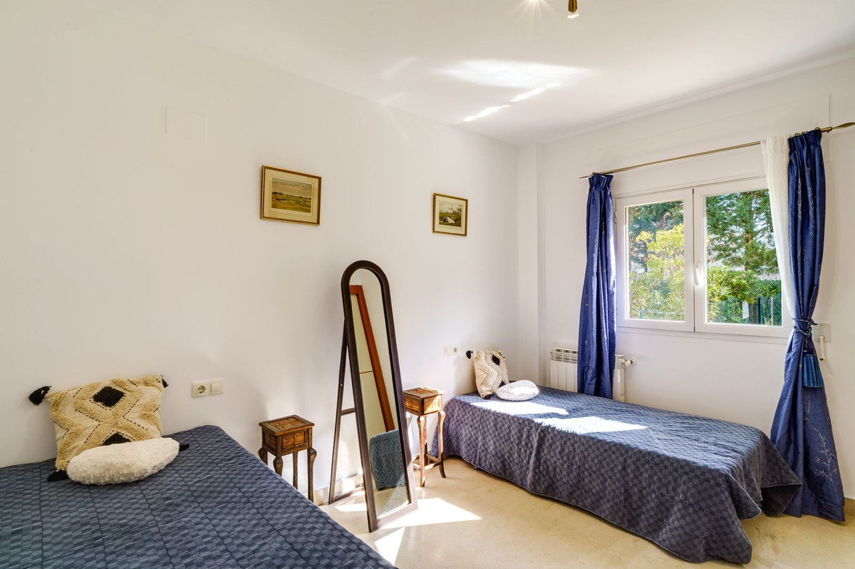 3 Bedroom Apartment for Sale in Marbella — 9