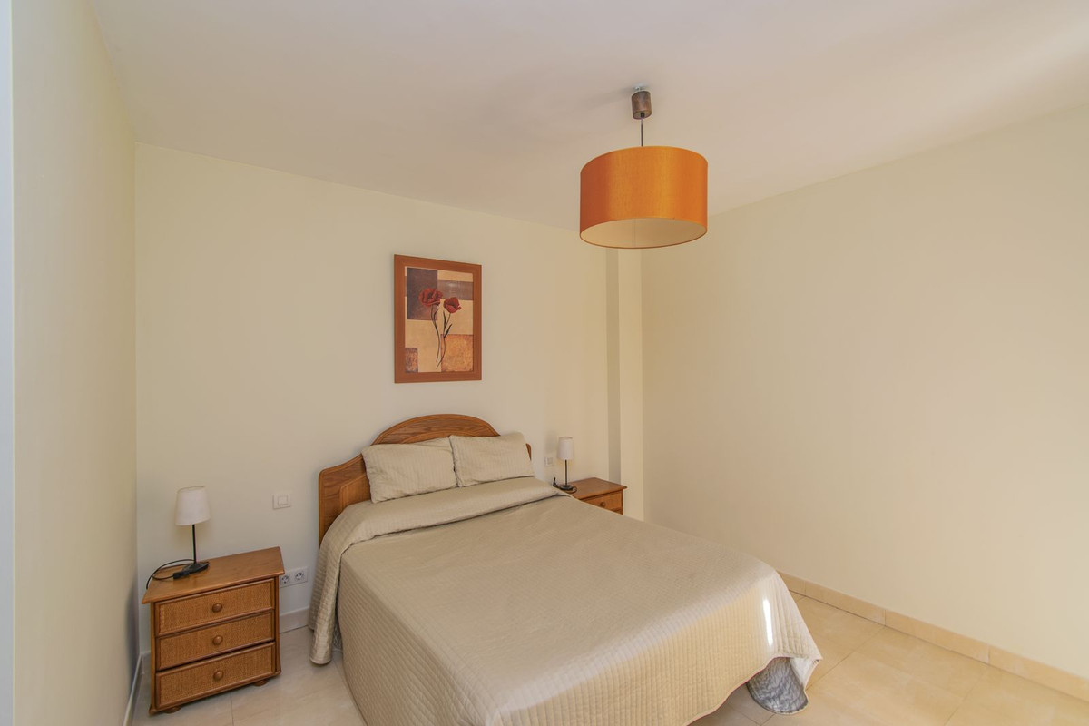 3 Bedroom Apartment for Sale in New Golden Mile — view 13