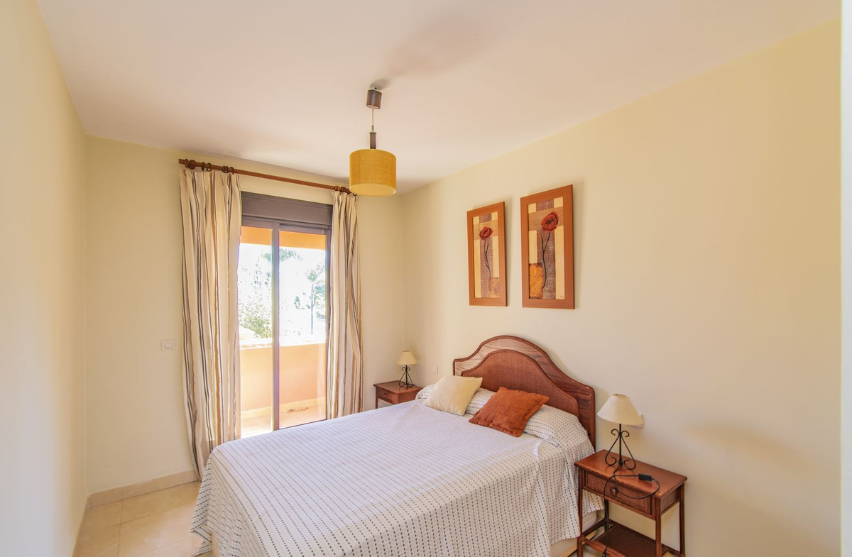 3 Bedroom Apartment for Sale in New Golden Mile — view 6