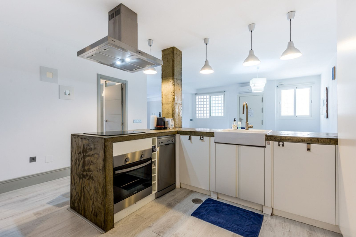 2 Bedroom Apartment for Sale in Nueva Andalucía — view 12