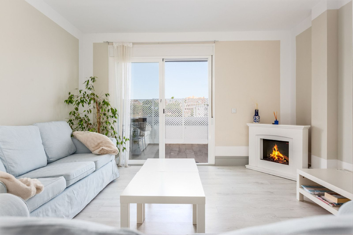 2 Bedroom Apartment for Sale in Nueva Andalucía — view 6