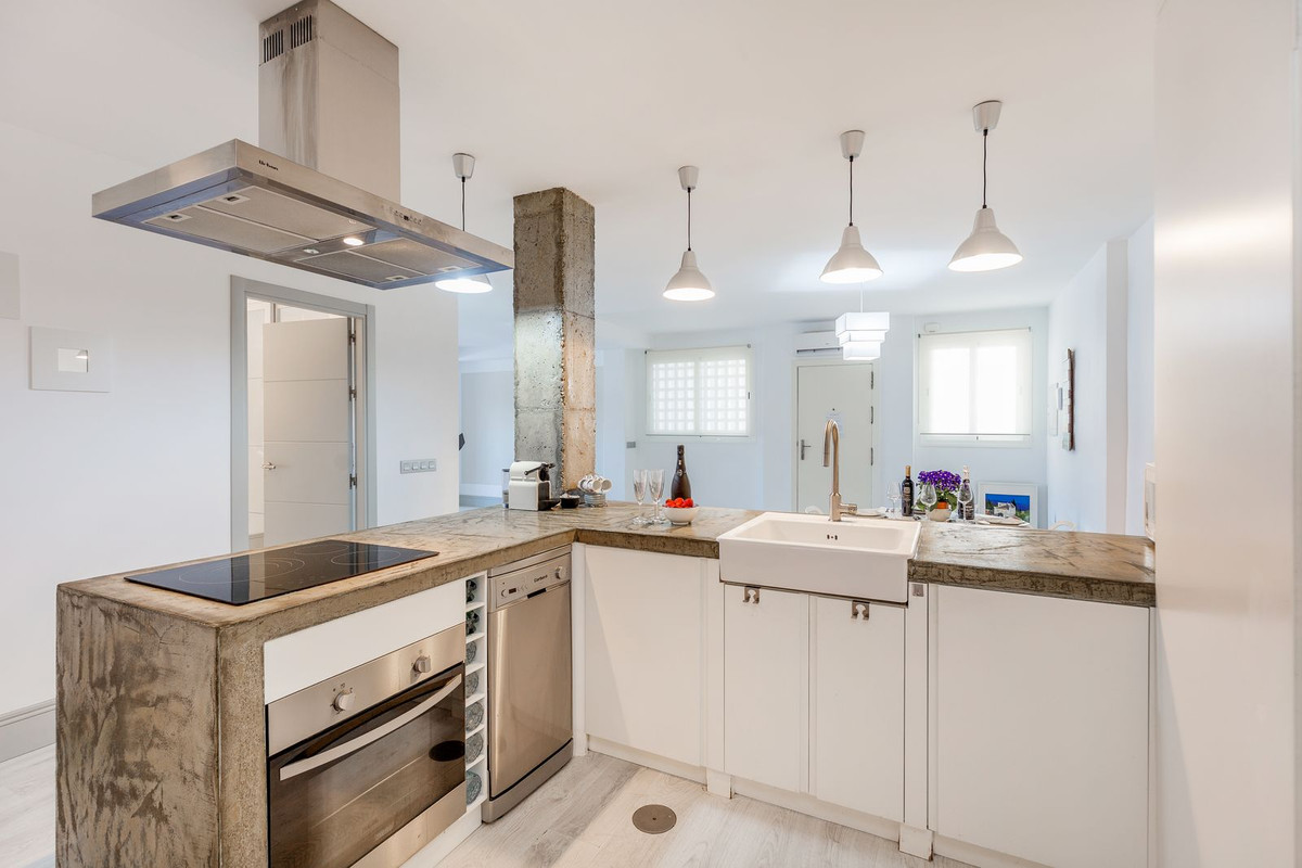 2 Bedroom Apartment for Sale in Nueva Andalucía — view 10
