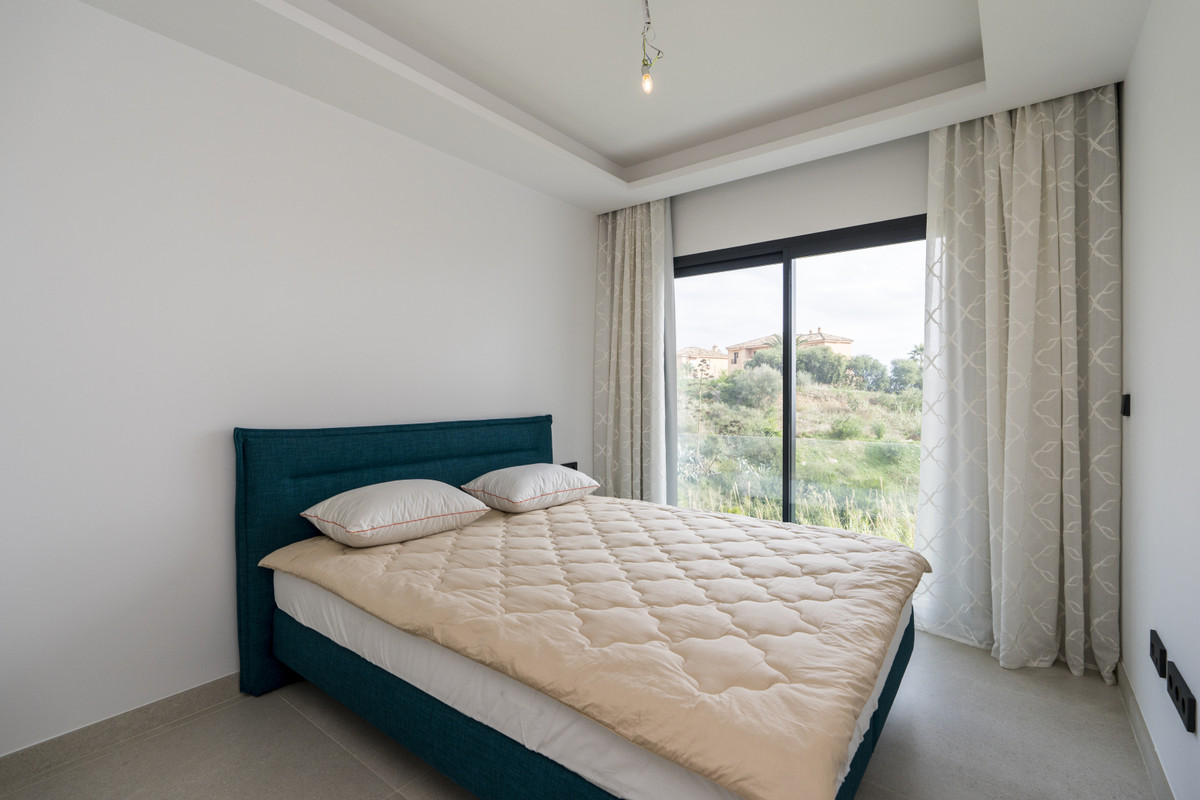 4 Bedroom Villa for Sale in Estepona — view 15