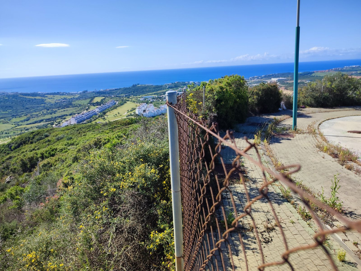 Plot for Sale in Estepona — 4