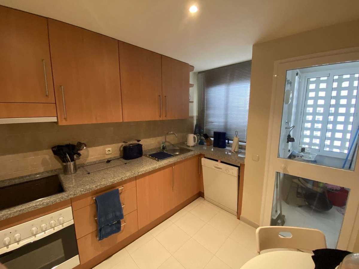 3 Bedroom Apartment for Sale in La Quinta — view 10