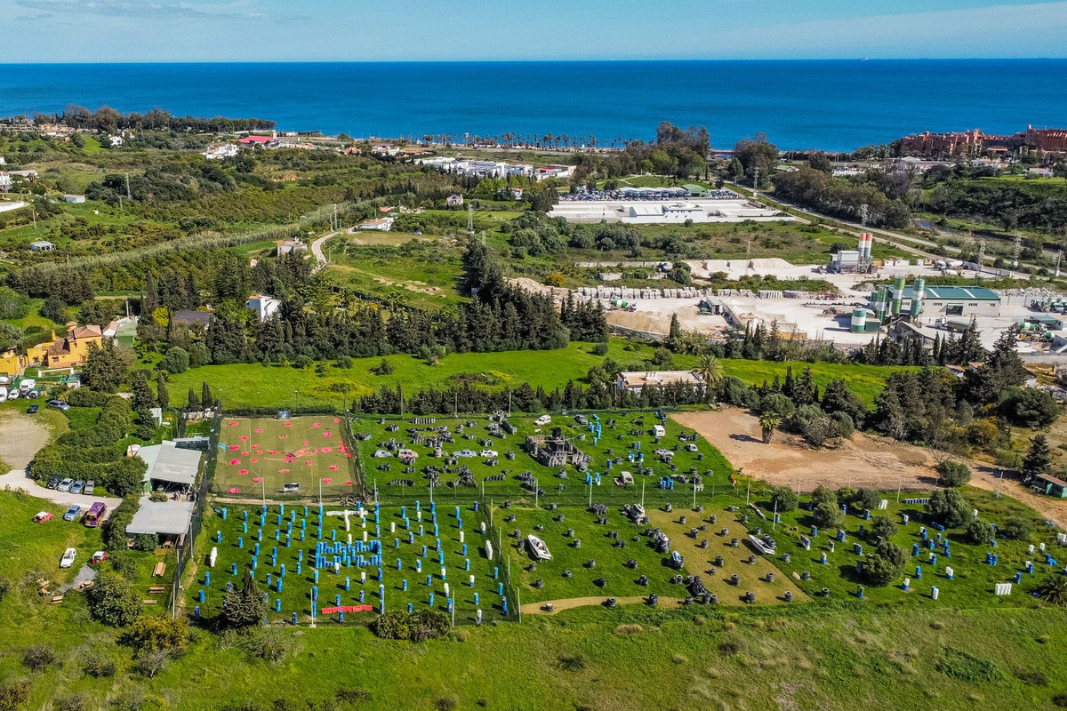 Plot for Sale in Estepona