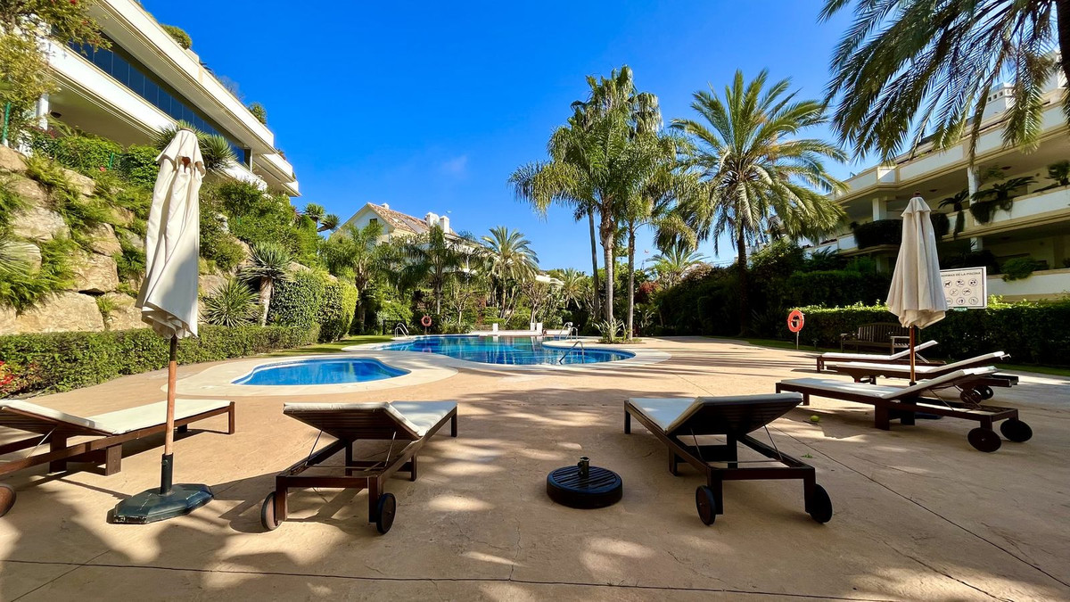 2 Bedroom Apartment for Sale in The Golden Mile