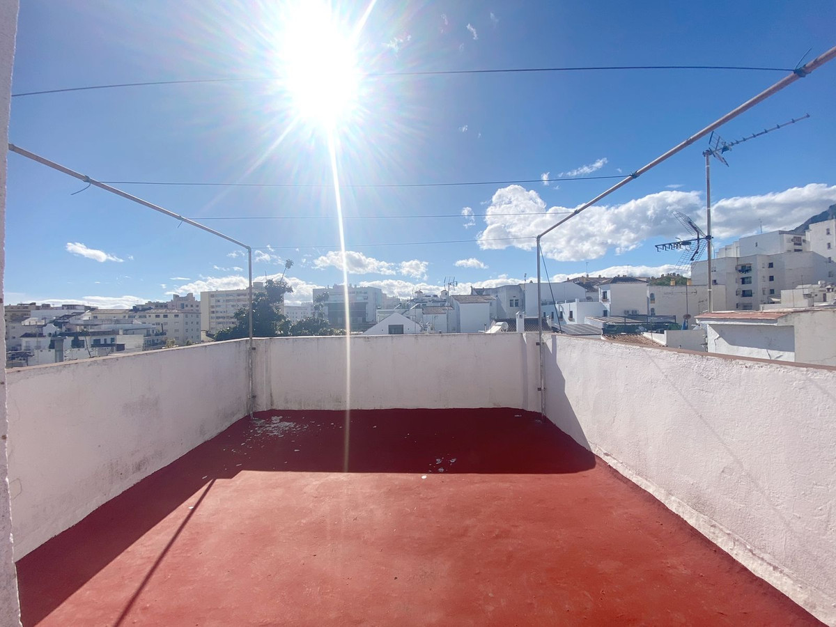 4 Bedroom Villa for Sale in Marbella — 6