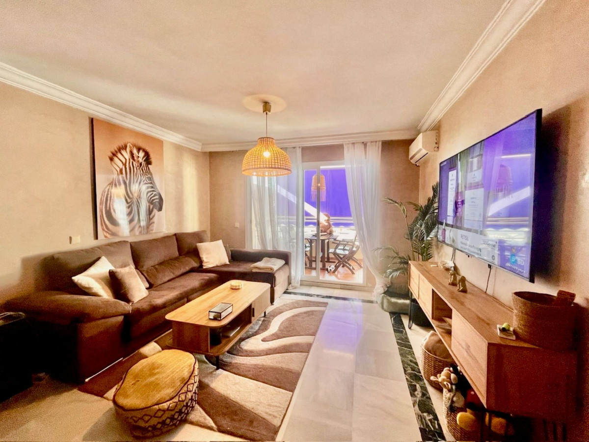 3 Bedroom Apartment for Sale in The Golden Mile