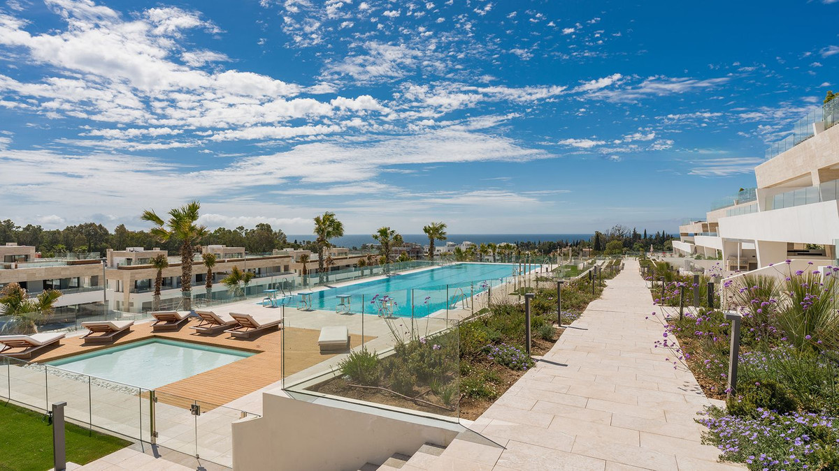 4 Bedroom Apartment for Sale in The Golden Mile — 7