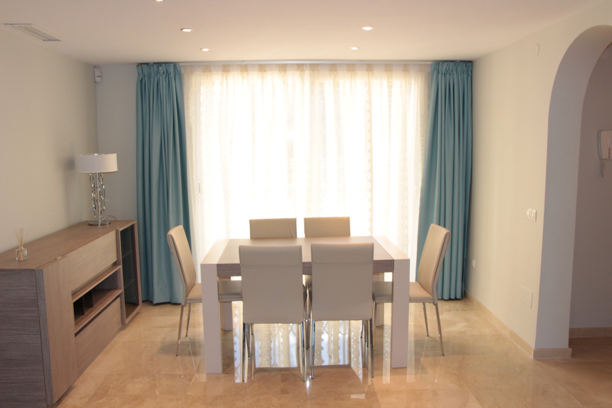 2 Bedroom Apartment for Sale in Marbella — view 13